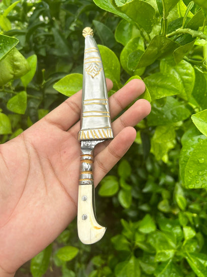 Small Kard with Golden Designs and Engraving